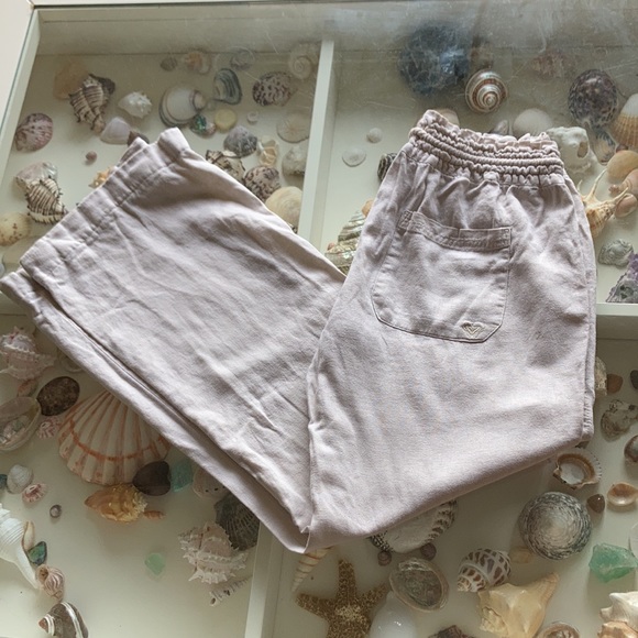 Good condition Roxy linen pants. Size Medium. - Picture 4 of 4